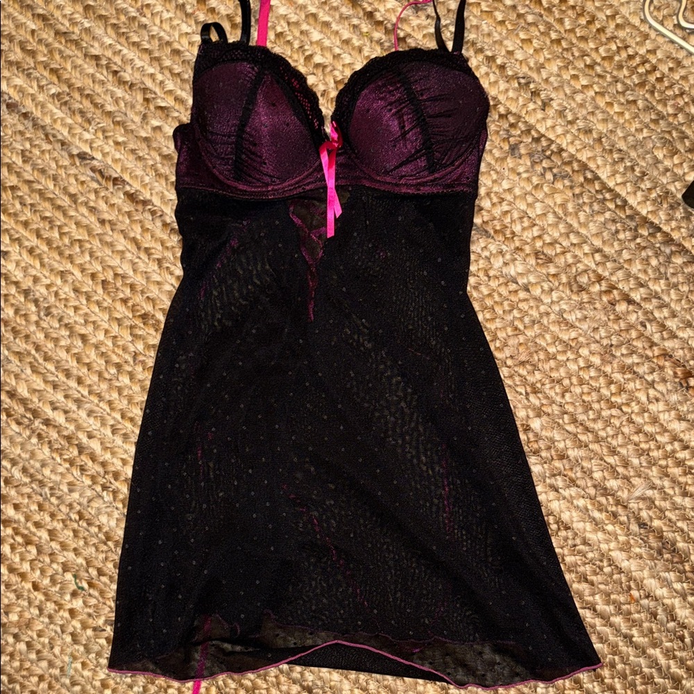 Chic‎ Black and Purple Chemise